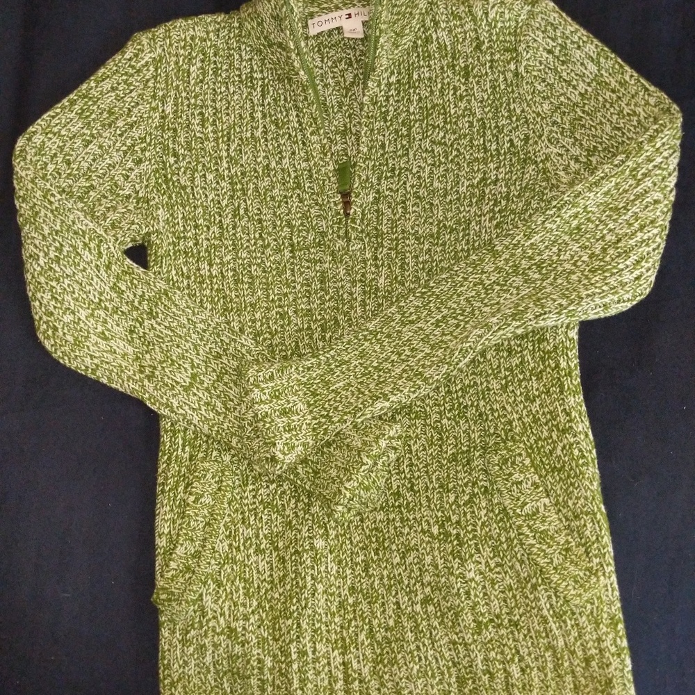Tommy green sweater